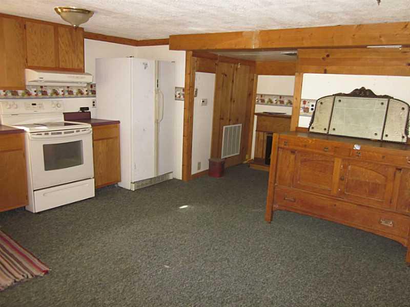 8698 South Pleasure Valley Road Waldron, IN 46182 - Photo 2 of 8