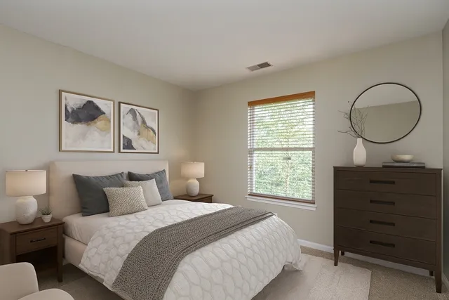 $3,000 | 357 Lucille Lane, Schaumburg, IL 60193