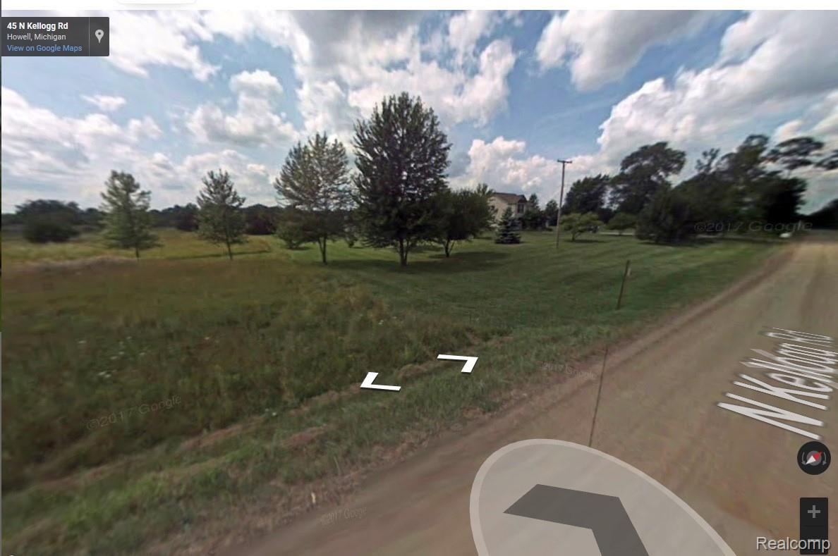 45 North Kellogg Road Howell, MI 48843 - Photo 8 of 33 fullsizeoutput_a.jpeg