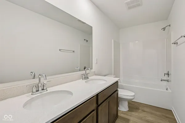 $389,999 | 12160 Olivine Avenue, Cumberland, IN 46229