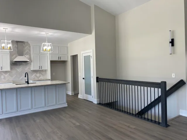 $439,900 | 37656 Schoolcraft, Livonia, MI 48154