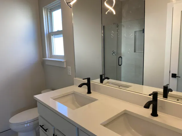 $439,900 | 37656 Schoolcraft, Livonia, MI 48154