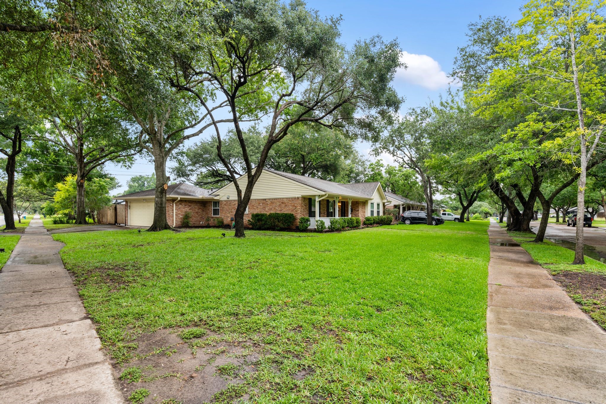 5658 Cartagena Street Houston, TX 77035 - Photo 31 of 33