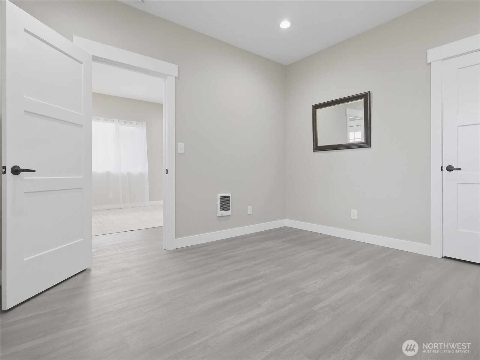 1010 Randall Street Aberdeen, WA 98520 - Photo 11 of 38