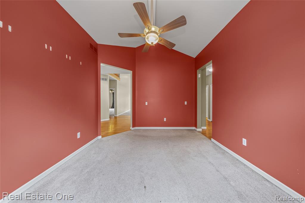 2025 Somerville Road Rochester Hills, MI 48307 - Photo 14 of 51