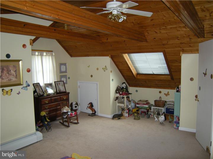 36 Weller Road Boyertown, PA 19512 - Photo 18 of 25 Gallery Image 18