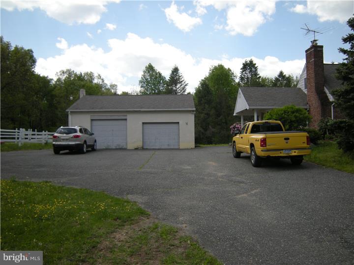 36 Weller Road Boyertown, PA 19512 - Photo 6 of 25 Gallery Image 6