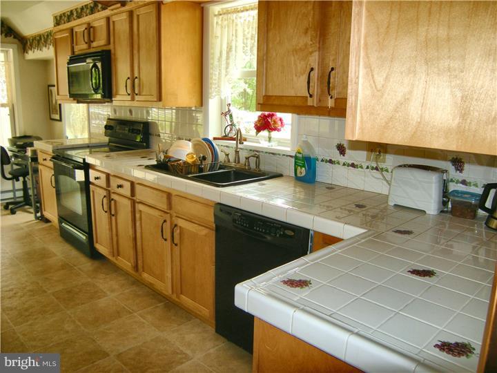 36 Weller Road Boyertown, PA 19512 - Photo 10 of 25 Gallery Image 10