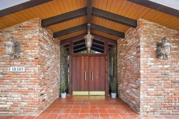 $3,250,000 | 38385 Larue Way, Davis, CA 95616