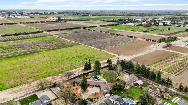 $3,250,000 | 38385 Larue Way, Davis, CA 95616