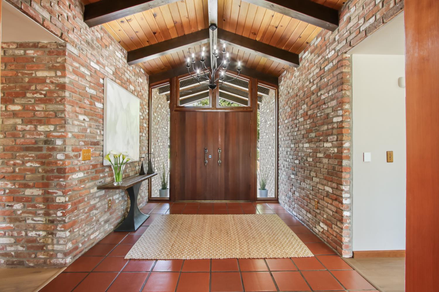 38385 Larue Way Davis, CA 95616 - Photo 9 of 89