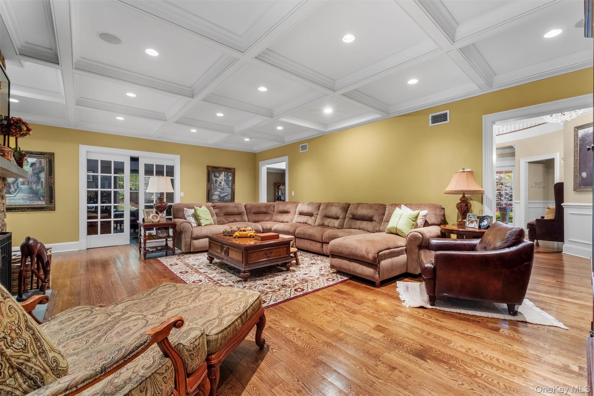 7 Ridgeview Circle Armonk, NY 10504 - Photo 11 of 35 a living room with furniture kitchen view and a large window
