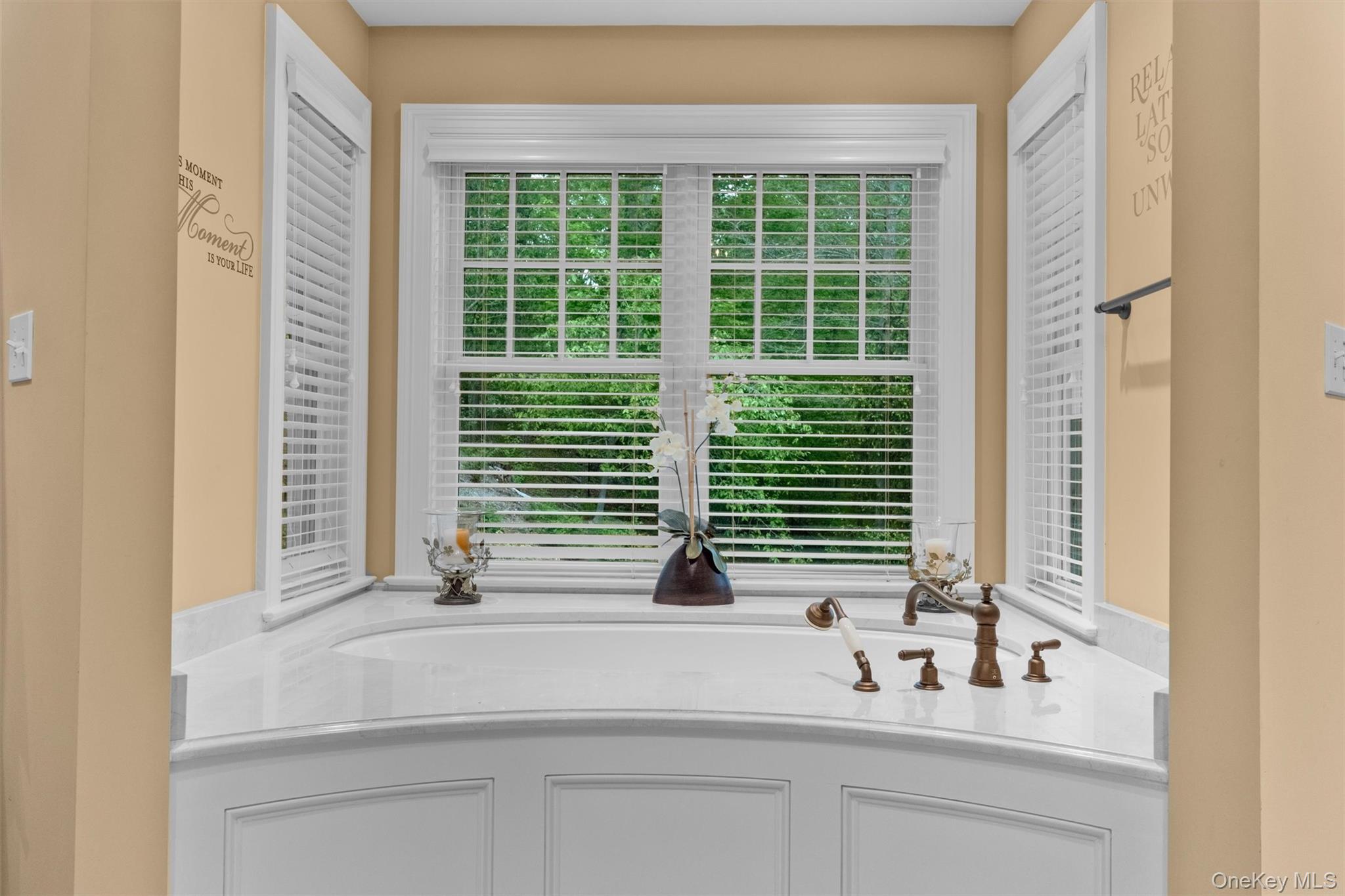 7 Ridgeview Circle Armonk, NY 10504 - Photo 19 of 35 a bathroom with a sink and a mirror