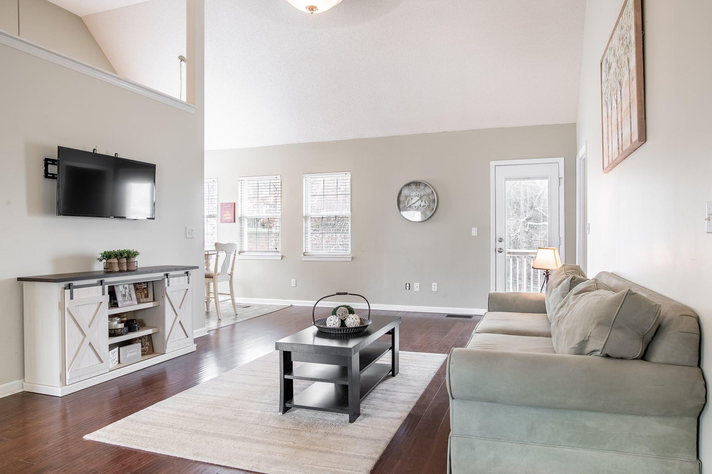 238 Chestnut Ridge Road Ringgold, GA 30736 - Photo 7 of 31 Large Great Room