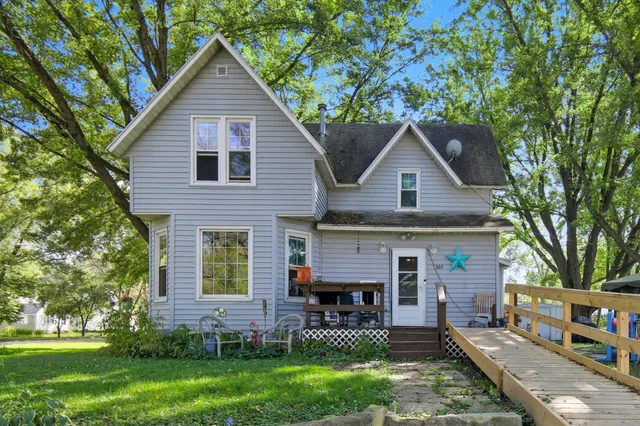 $89,900 | 309 Grove Street, Lyle, MN 55953