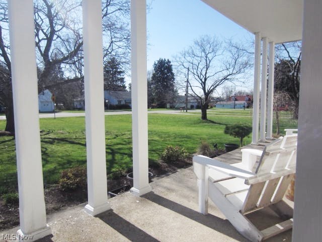 5595 Oberlin Road Amherst, OH 44001 - Photo 3 of 17 Gallery Image 3