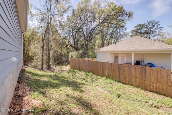 $1,750 | 13451 Mary Avenue, Gulfport, MS 39503