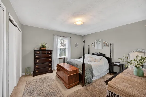 $739,900 | 7402 Highway 48, Aurora, IN 47001