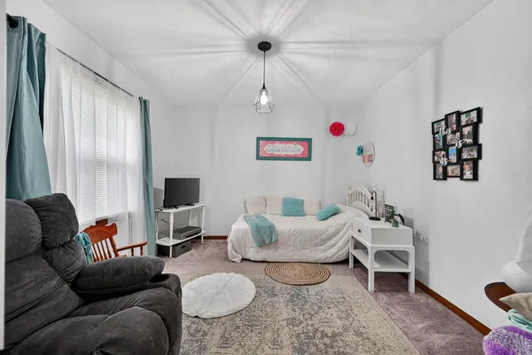 $739,900 | 7402 Highway 48, Aurora, IN 47001