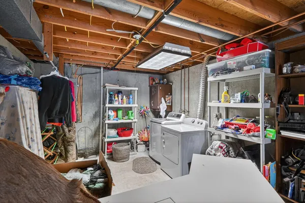 $739,900 | 7402 Highway 48, Aurora, IN 47001