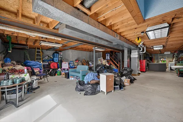 $739,900 | 7402 Highway 48, Aurora, IN 47001