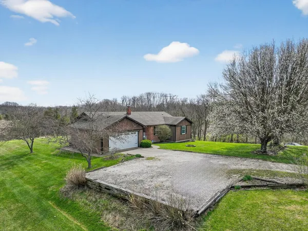 $739,900 | 7402 Highway 48, Aurora, IN 47001