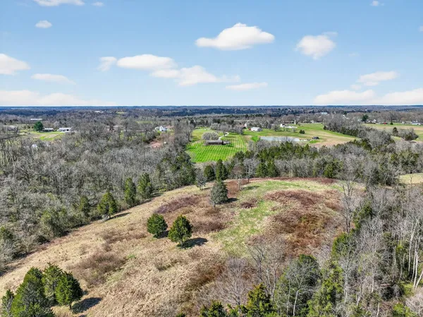 $739,900 | 7402 Highway 48, Aurora, IN 47001