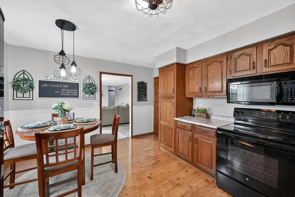 $739,900 | 7402 Highway 48, Aurora, IN 47001