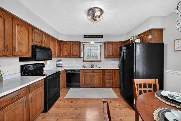 $739,900 | 7402 Highway 48, Aurora, IN 47001