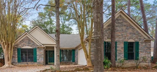 $545,000 | 10 White Fawn Drive, Spring, TX 77381