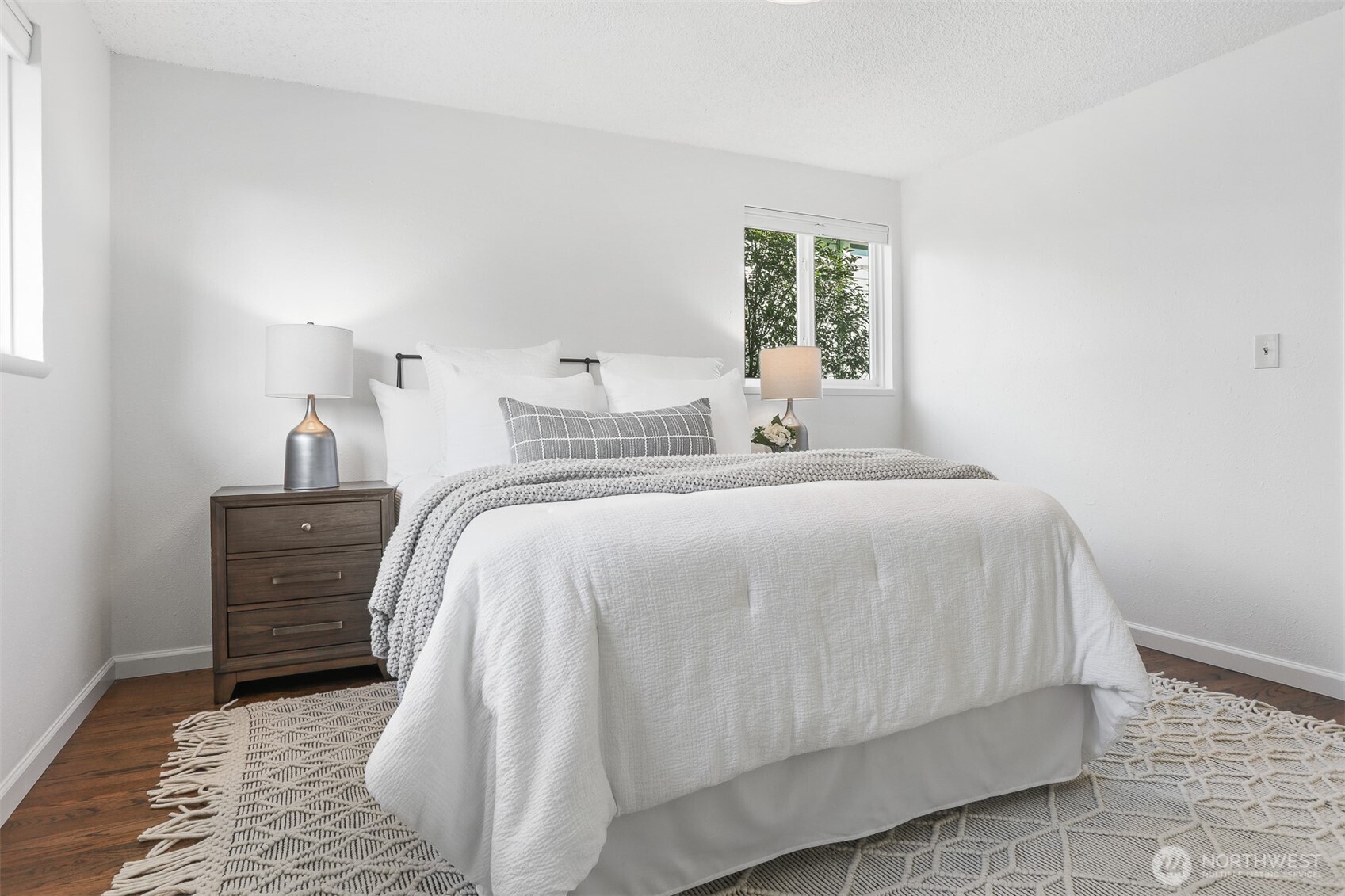 3916 Southwest 100th Street Seattle, WA 98136 - Photo 21 of 37 Gallery Image 21