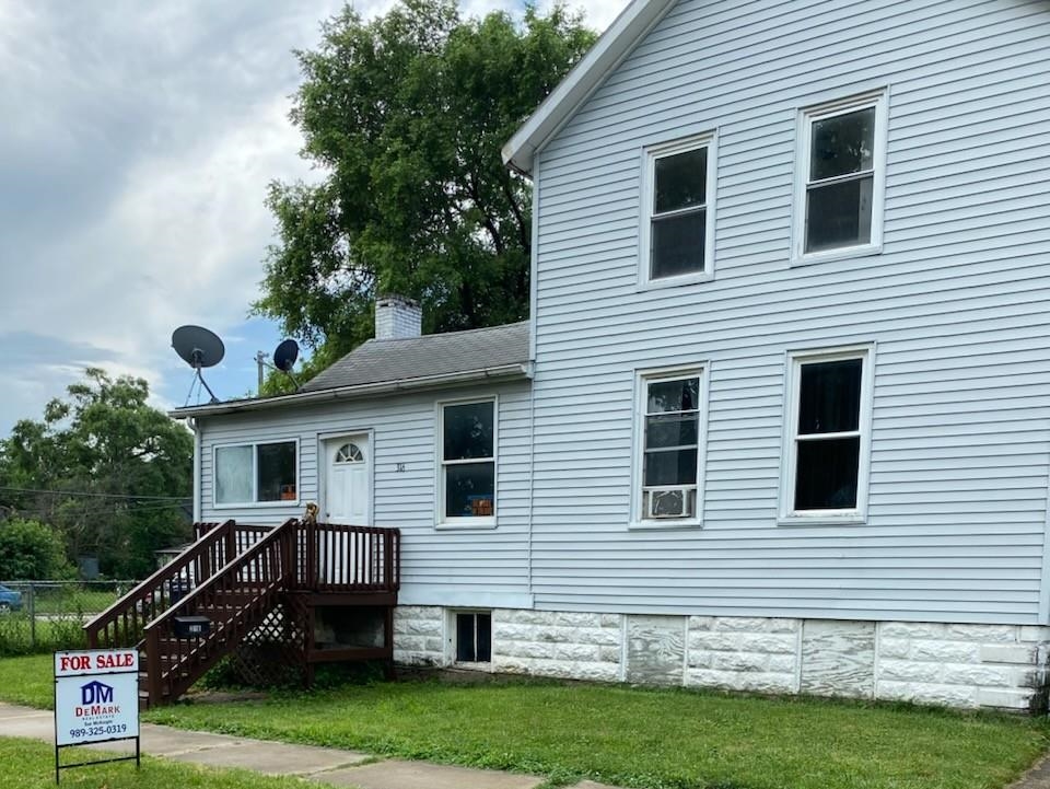316 Howard Street Bay City, MI 48708 - Photo 1 of 27