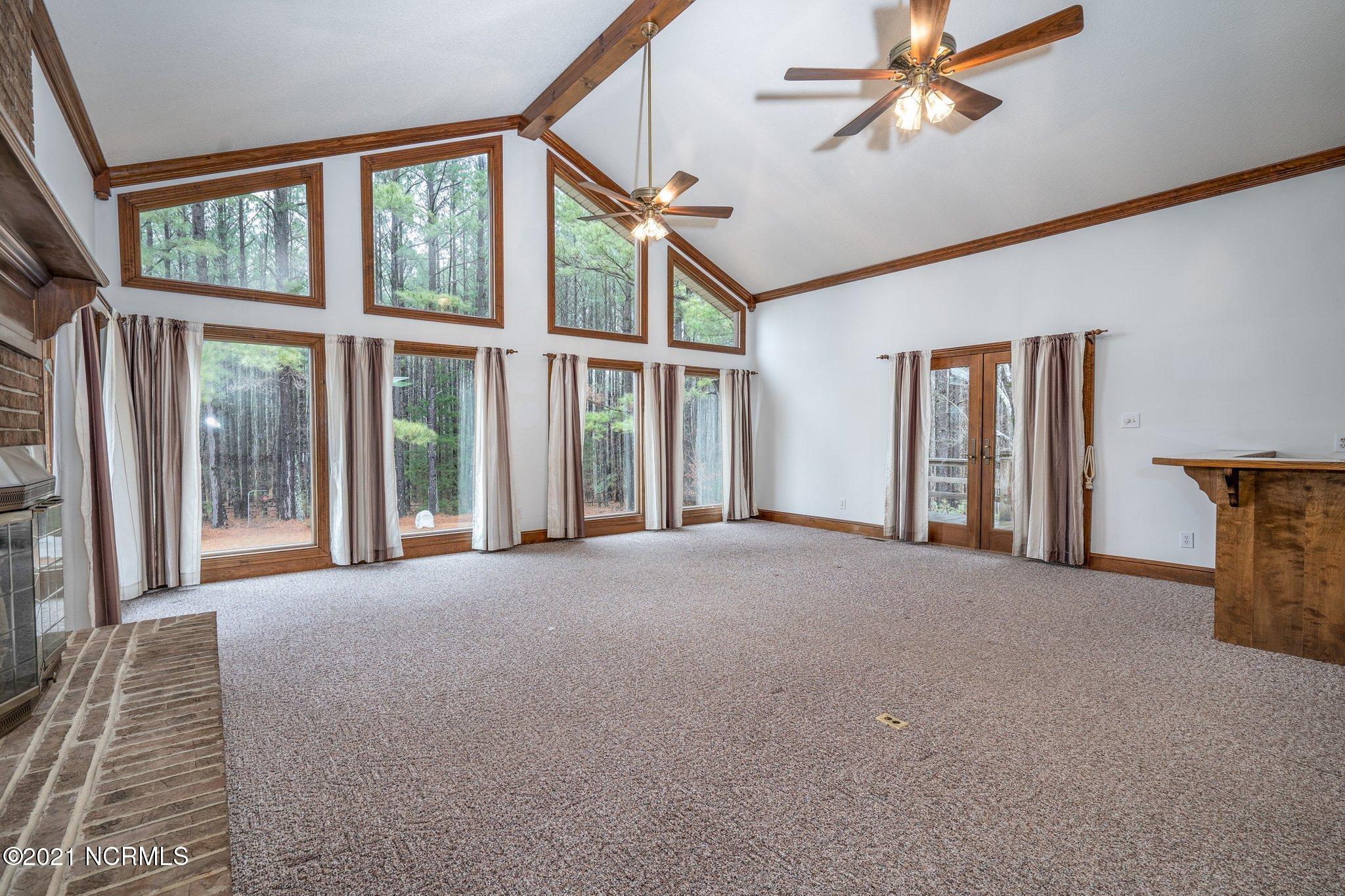 255 River Ridge Lane Spring Hope, NC 27882 - Photo 4 of 27 010-255RiverRidgeLane-SpringHope-NC-2788