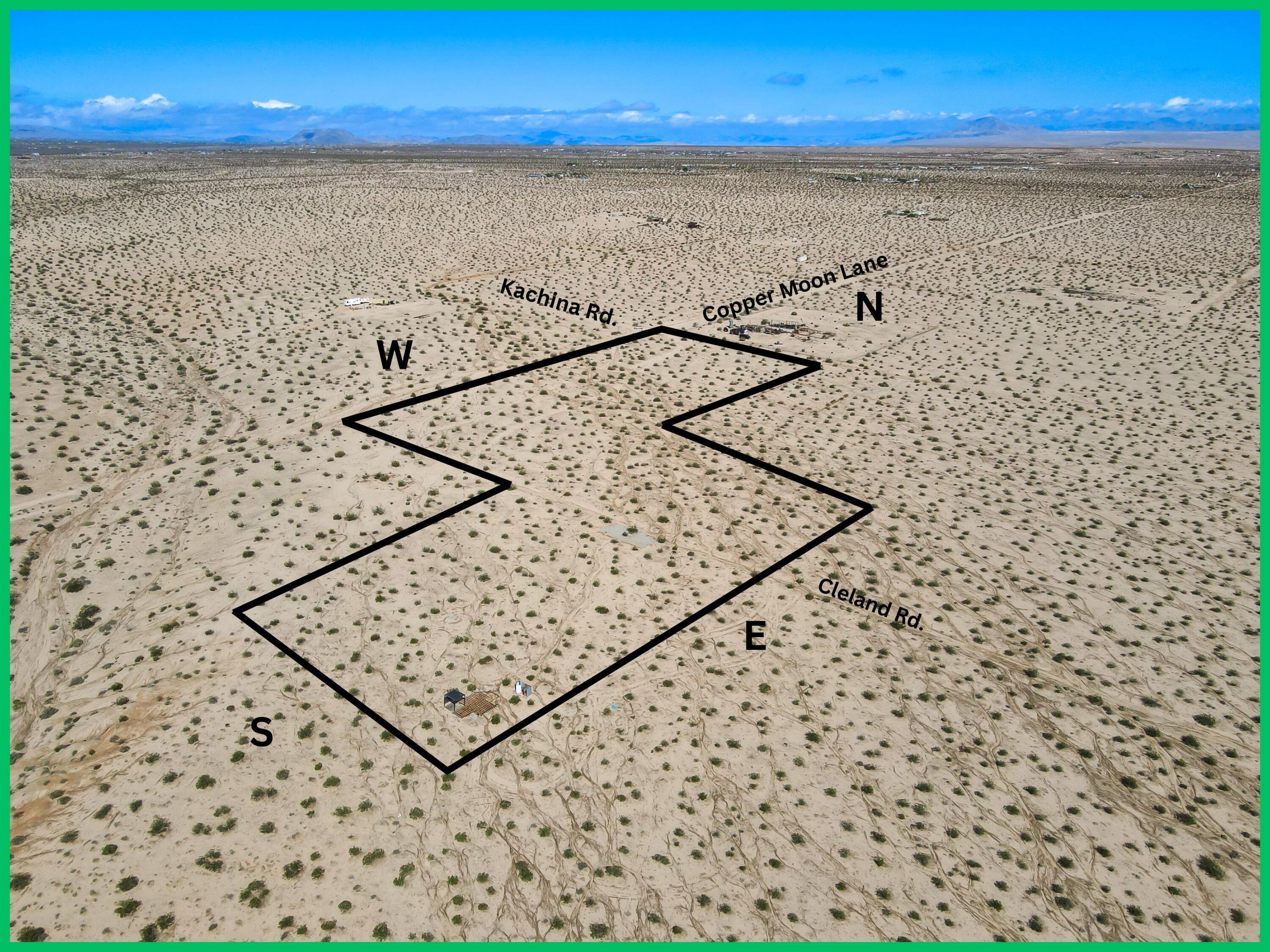 2100 Copper Moon Lane Joshua Tree, CA 92252 - Photo 18 of 28 a view of an ocean beach