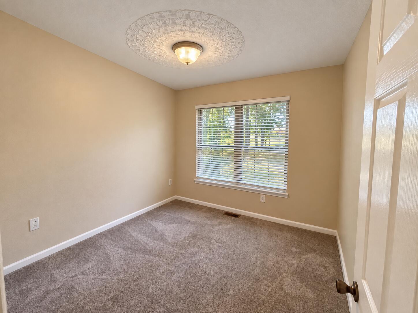 3315 Scruggs Road Moneta, VA 24121 - Photo 13 of 24 3rd Bedroom