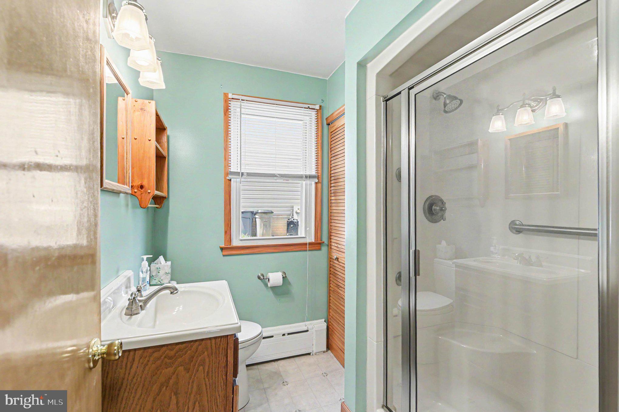 4125 Cliffvale Road Nottingham, MD 21236 - Photo 22 of 24 Charming bathroom with serene hues.