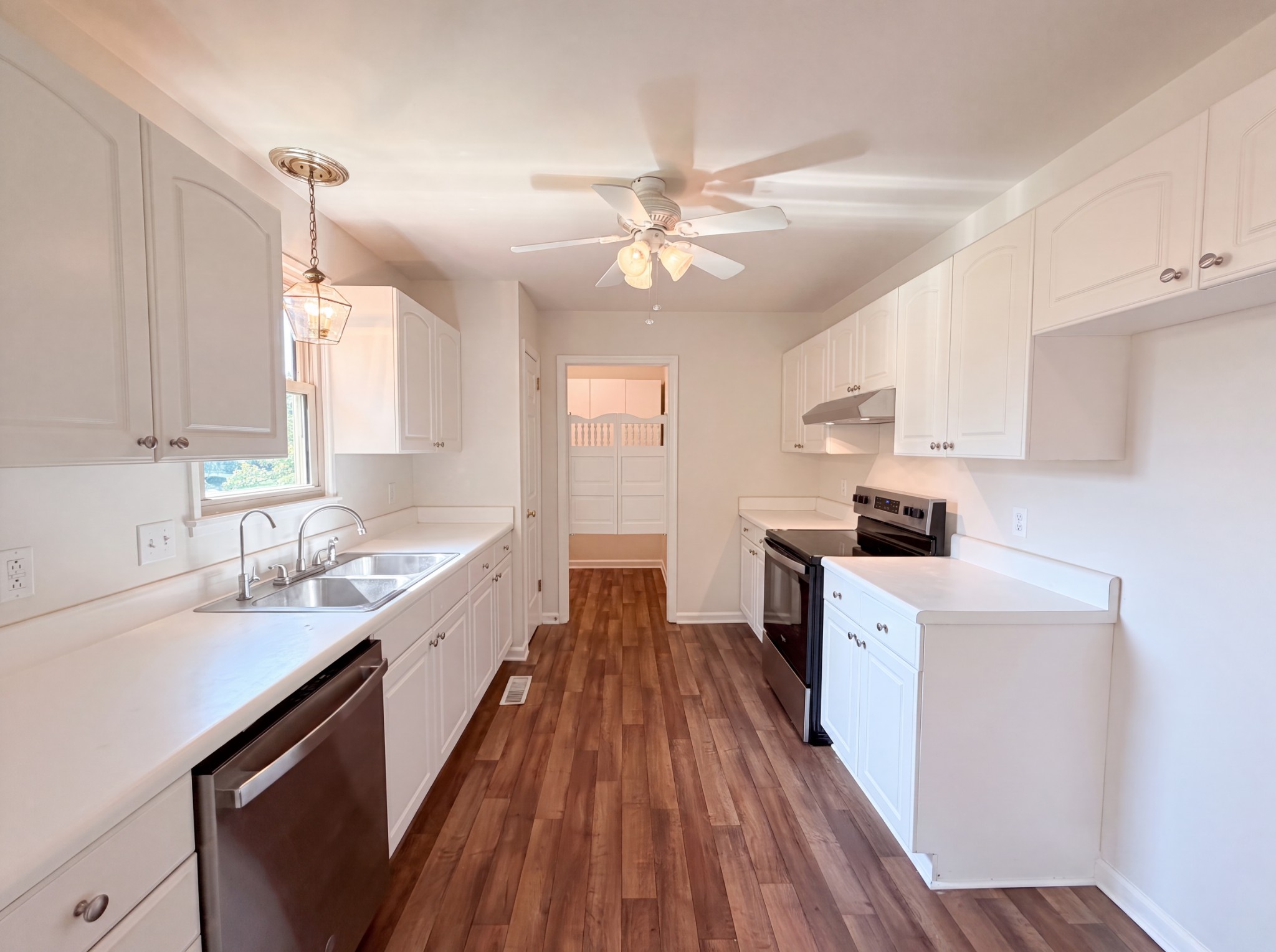 311 Forest Park Road Madison, TN 37115 - Photo 5 of 18