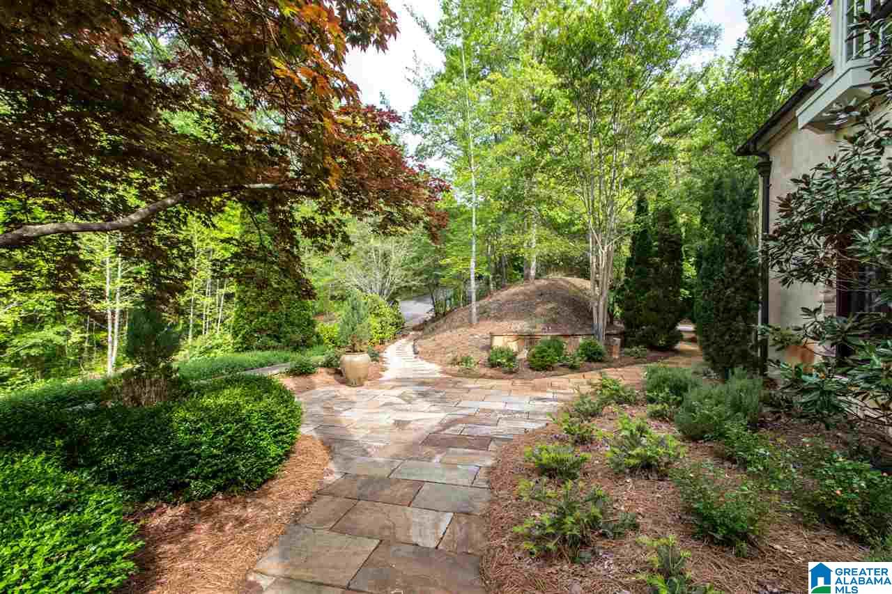 3552 Spring Valley Court Birmingham, AL 35223 - Photo 6 of 50