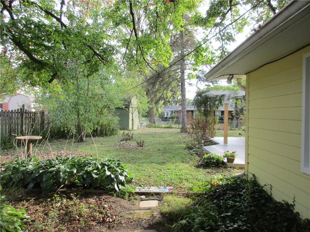 6469 Brokenhurst Road Indianapolis, IN 46220 - Photo 35 of 37