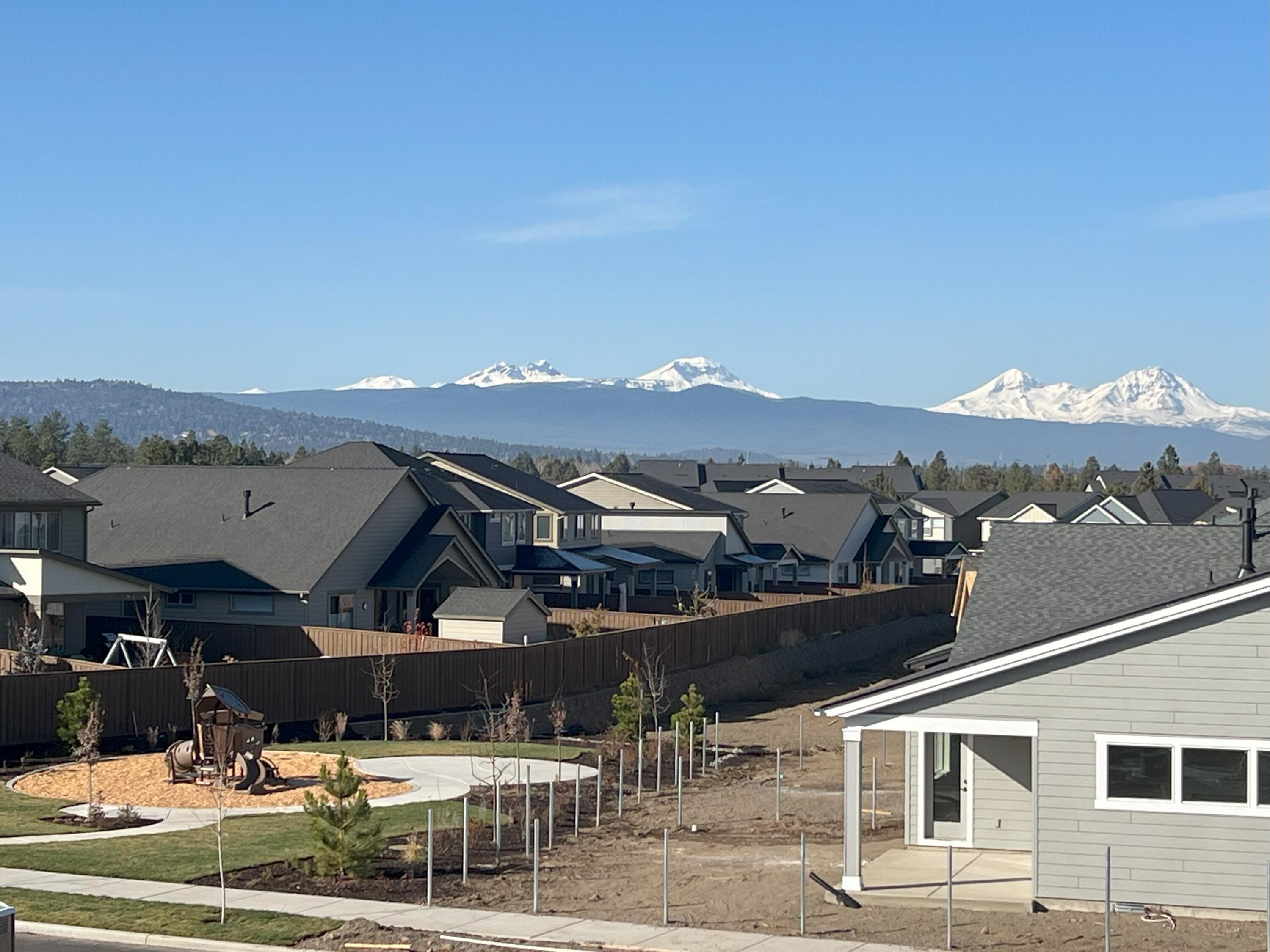 3804 Cole Road Bend, OR 97701 - Photo 16 of 34 Upstairs view 1