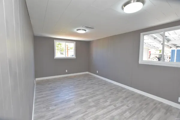 $325,000 | 11921 West Breezy Point Drive, Monticello, IN 47960