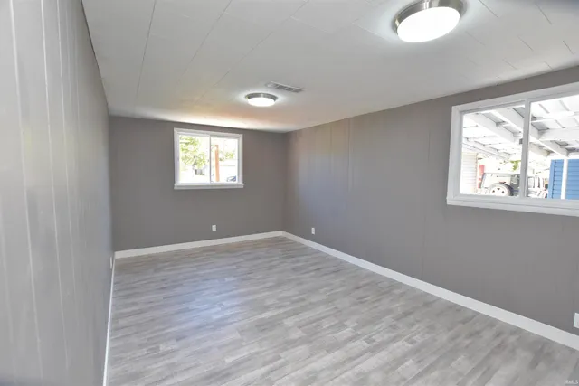 $325,000 | 11921 West Breezy Point Drive, Monticello, IN 47960