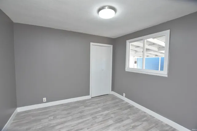 $325,000 | 11921 West Breezy Point Drive, Monticello, IN 47960