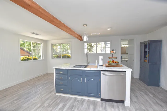 $325,000 | 11921 West Breezy Point Drive, Monticello, IN 47960