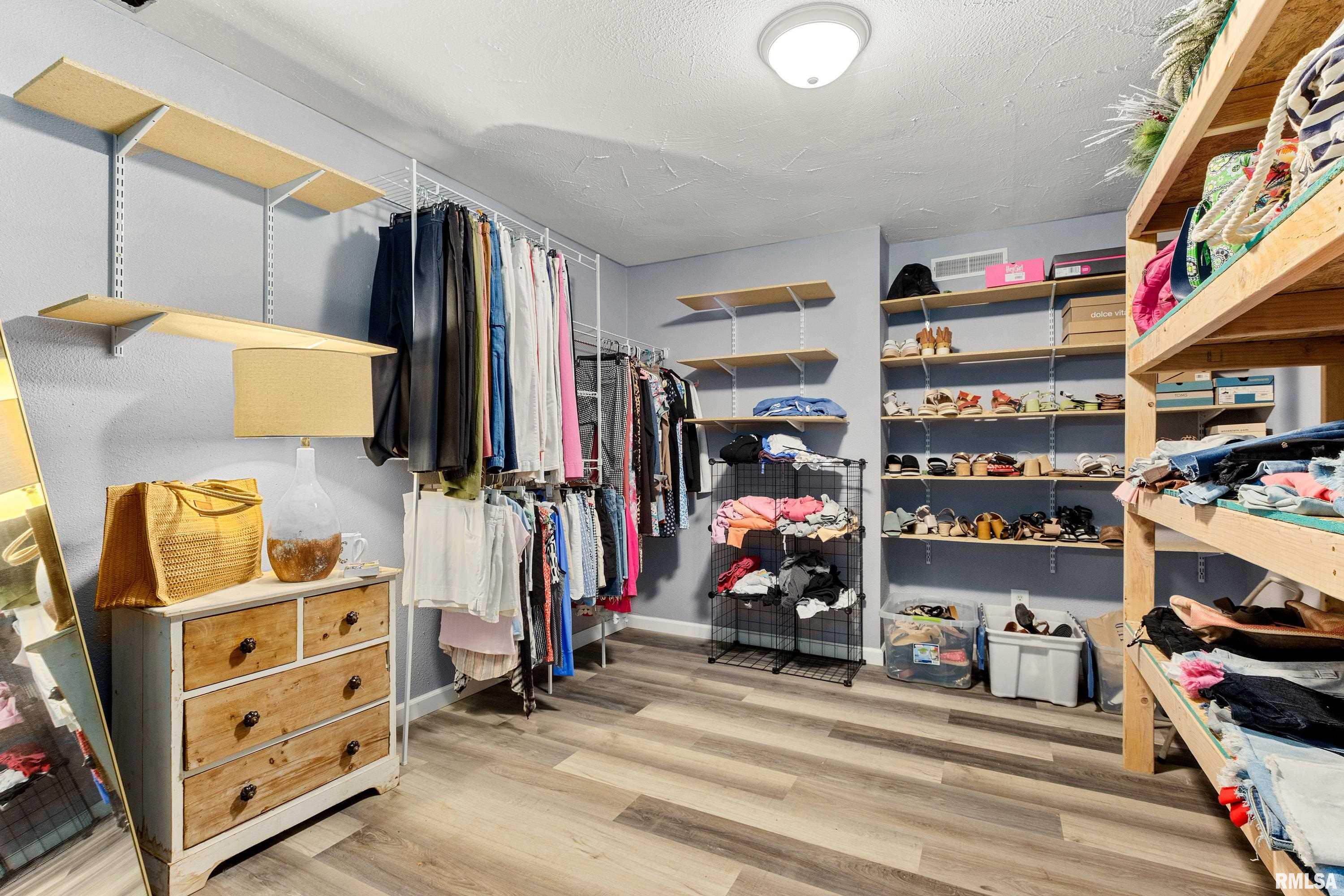 7010 Vista Corte Delavan, IL 61734 - Photo 49 of 54