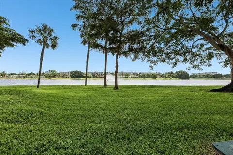 $215,000 | 3150 North Course Lane, Unit 108, Pompano Beach, FL 33069
