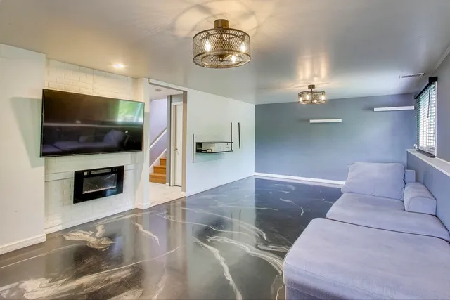 $336,900 | 257 Bryant Way, Bolingbrook, IL 60440