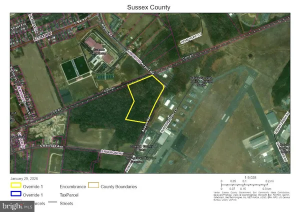 a picture of a tennis court