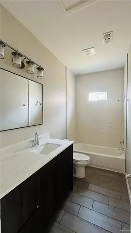 $1,025 | 1204 West Sucre Drive, Unit 1, Edinburg, TX 78541