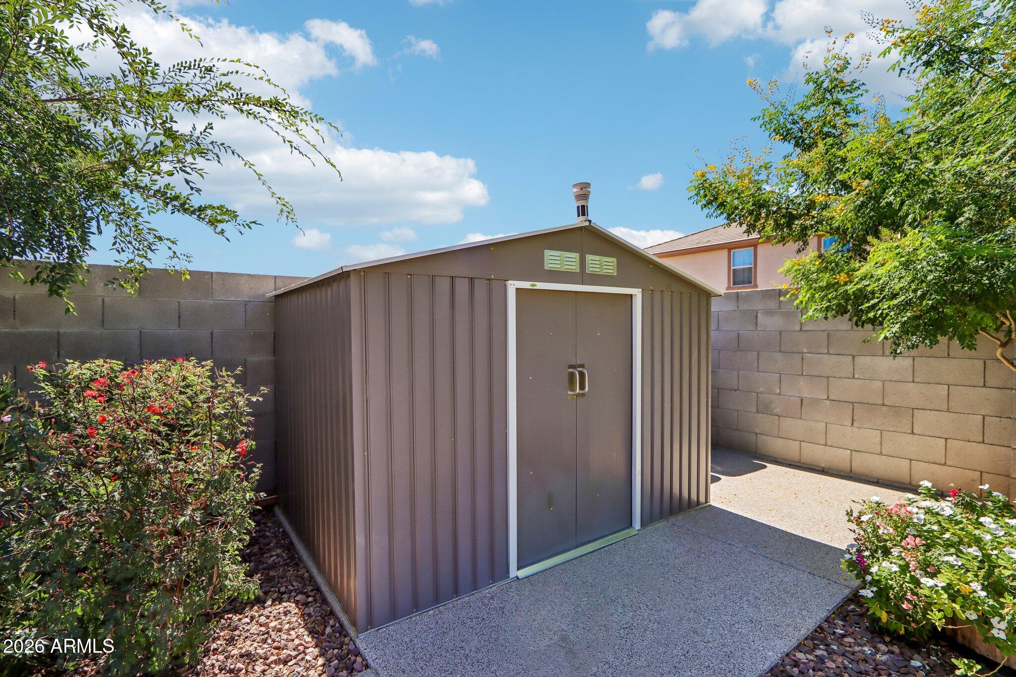 16987 West Red Bird Road Surprise, AZ 85387 - Photo 37 of 49